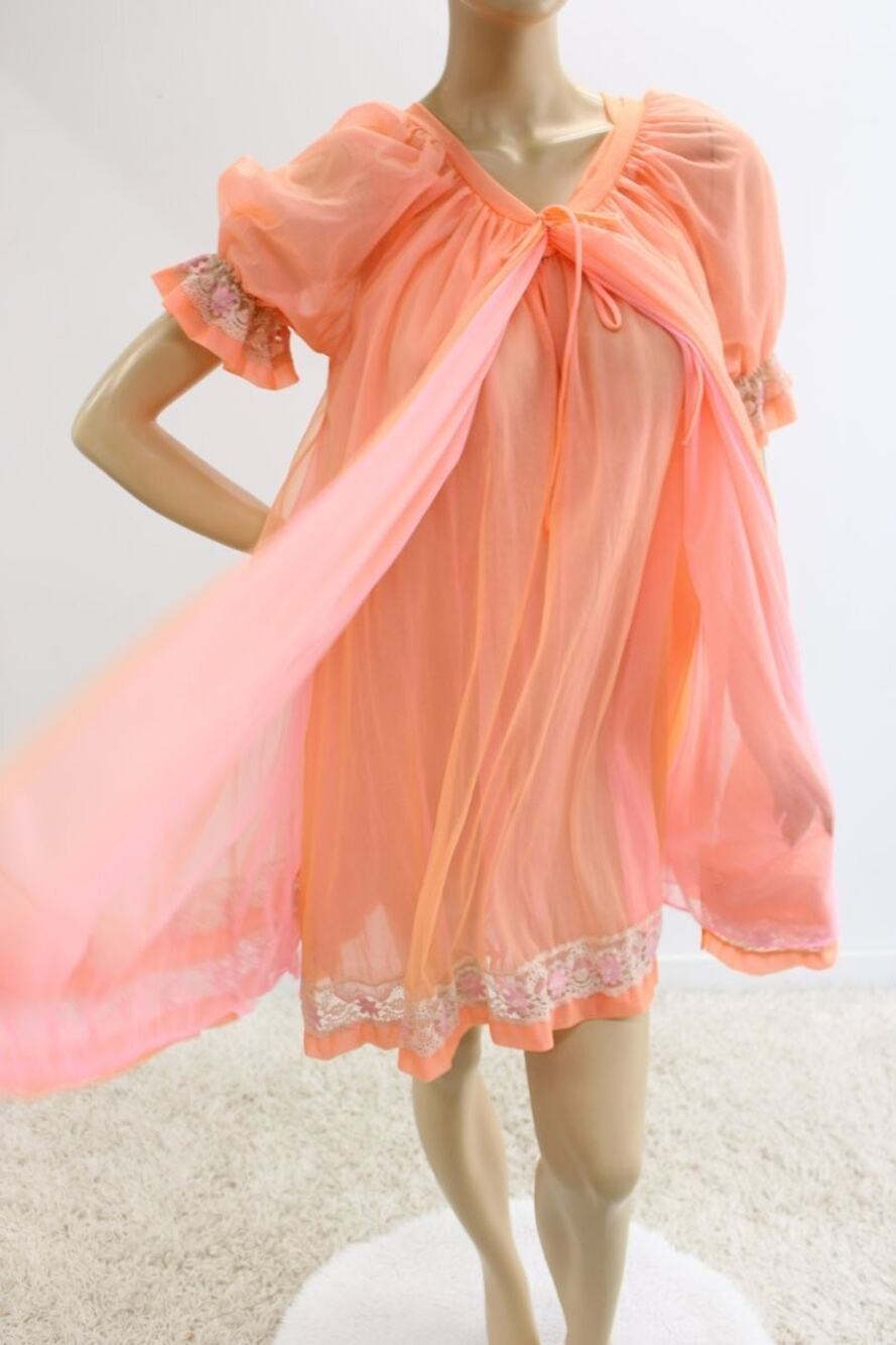 VTG Jenelle of California Nightgown Robe Set Small Orange Pink Layers of Nylon C